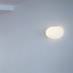 FLOS-GLO-BALL-W-PARETE-STILLUCE-STORE-BERGAMO