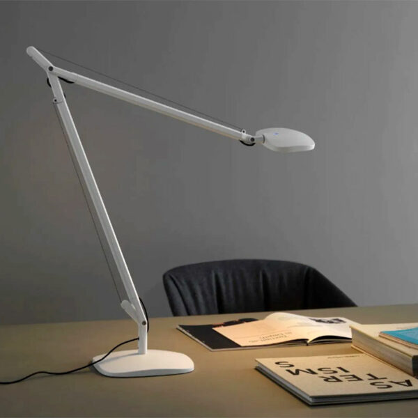 FONTANAARTE-VOLEE-LAMPADA-TAVOLO-BIANCA-STILLUCE-STORE-BERGAMO