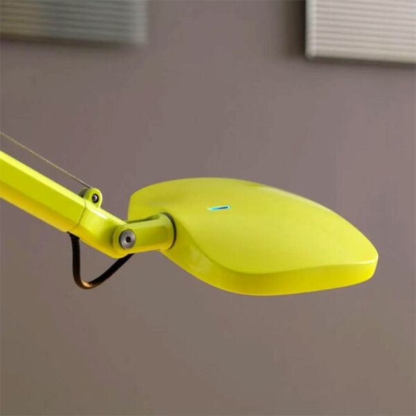 FONTANAARTE-VOLEE-LAMPADA-TAVOLO-GIALLO-PARTICOLARE-STILLUCE-STORE_DIM-BERGAMO