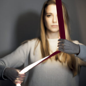 MARTINELLI-LUCE-ELASTICA-STRISCIA-LAMPADA-TERRA-STILLUCE-STORE-BERGAMO