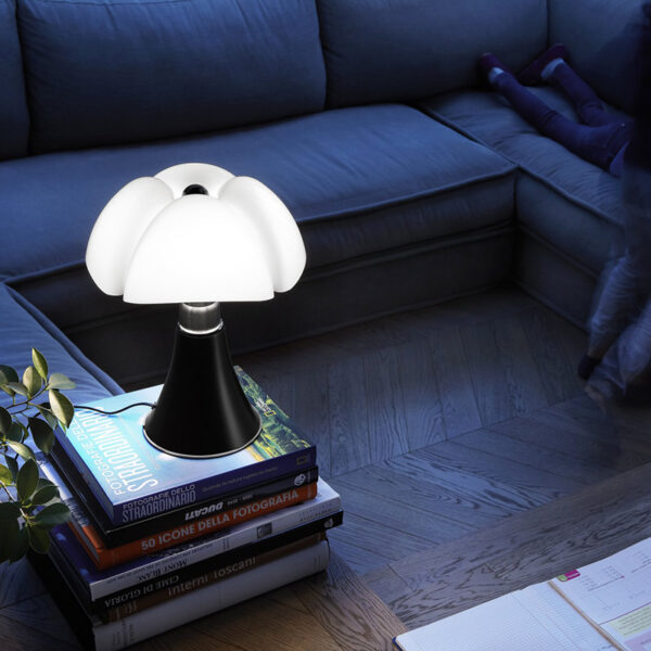 MARTINELLI-LUCE-MINIPIPISTRELLO-TAVOLO-TESTA-DI-MORO-STILLUCE-STORE--BERGAMO