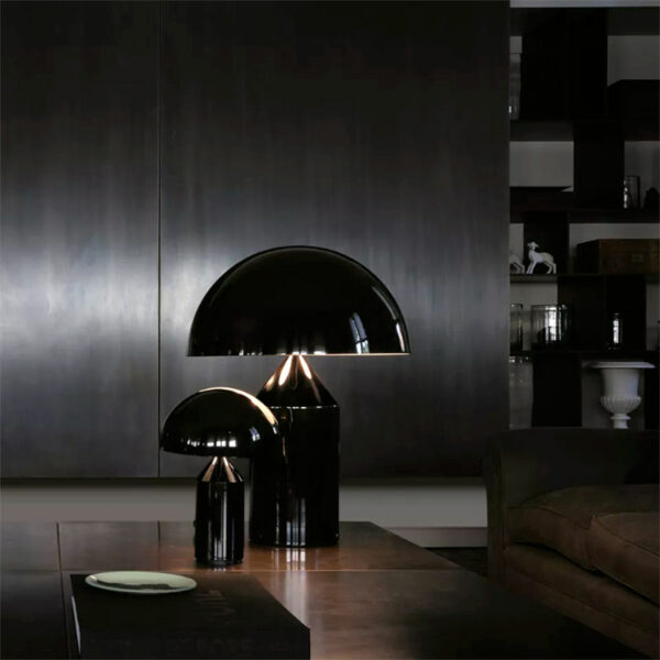 O-LUCE-ATOLLO-LAMPADA-TAVOLO-METALLO-NERO-AMBIENTAZIONE-STILLUCE-STORE-BERGAMO