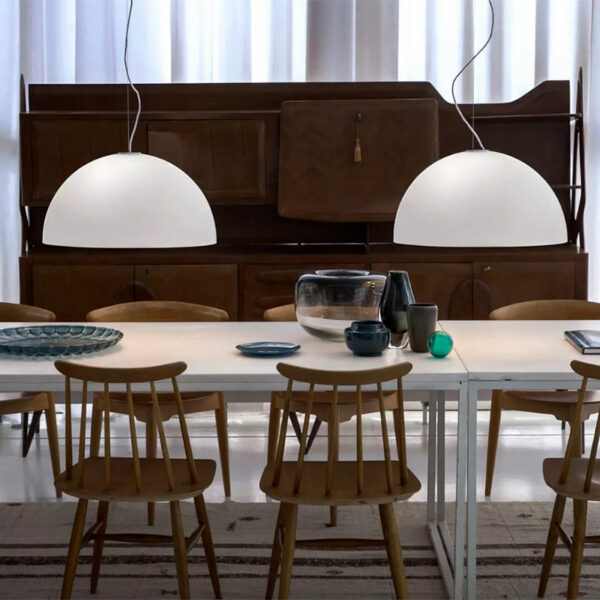 O-LUCE-SONORA-SOSPENSIONE-VETRO-AMBIENTAZIONE-STILLUCE-STORE-BERGAMO