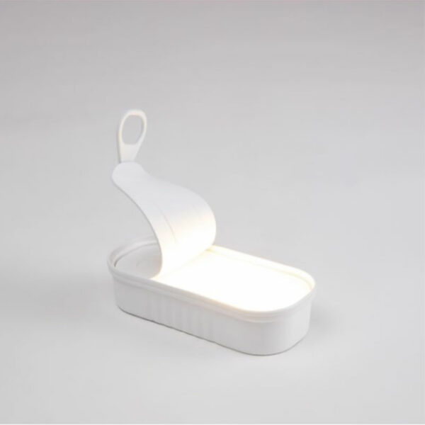 SELETTI-DAILY-SARDINA-GLOW-LAMPADA-TAVOLO-2-STILLUCE-STORE-BERGAMO SELETTI-DAILY-SARDINA-GLOW-LAMPADA-TAVOLO-2-STILLUCE-STORE-BERGAMO