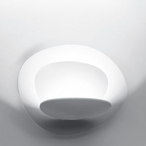 STILLUCE-STORE-ARTEMIDE-PIRCE-MICRO-PARETE