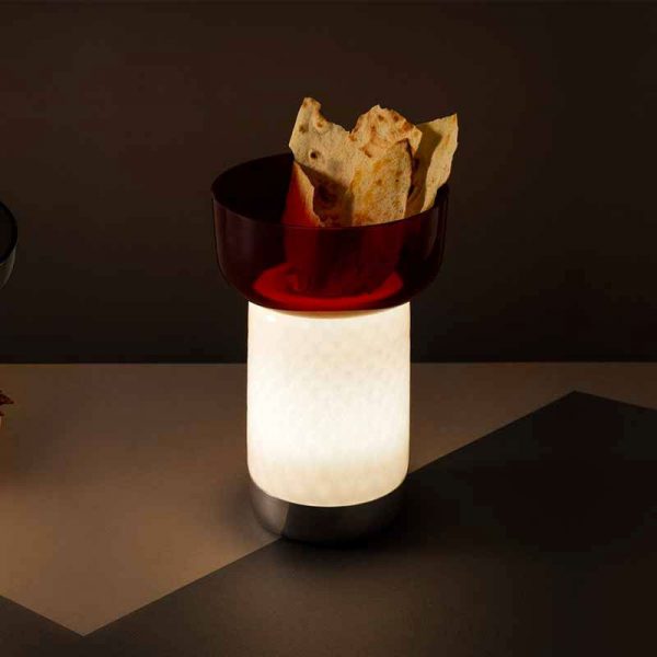 artemide-bonta-tavolo-con-ciotola-rosso-stilluce-store-bergamo
