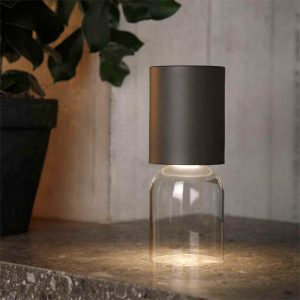 luceplan-nui-mini-lampada-ricaricabile-ambientazione-1-stilluce-store-bergamo_1