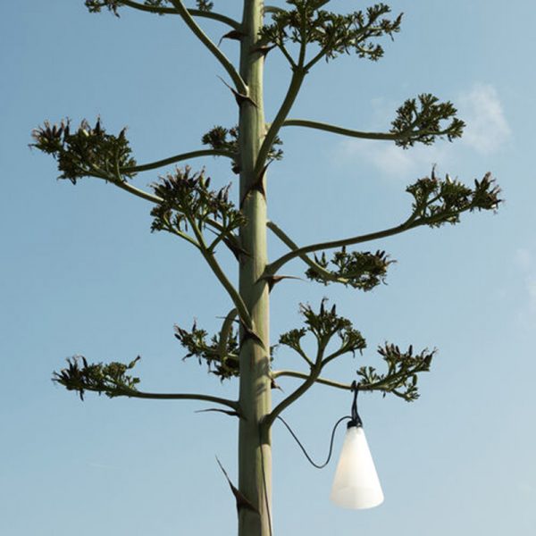 FLOS-MAY-DAY-OUTDOOR-NERO-AMB-STILLUCE-STORE-BERGAMO