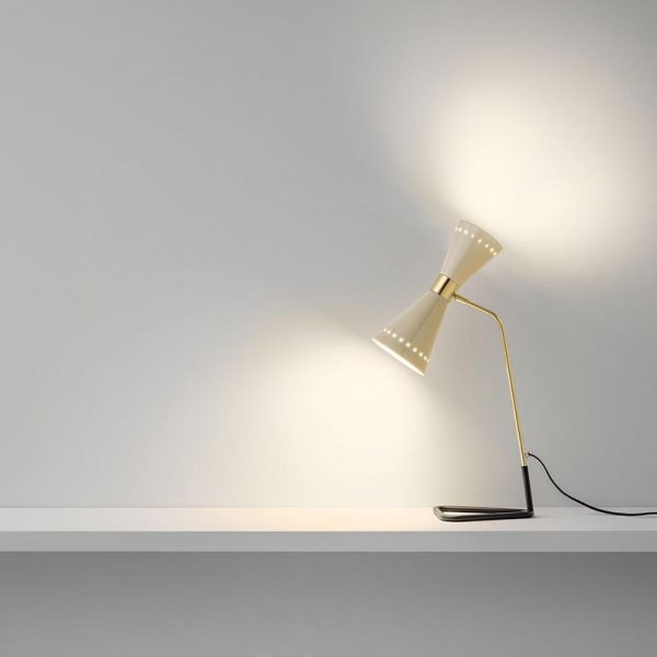 STILLNOVO-MEGAFONO-TAVOLO-STILLUCE-STORE-BERGAMO