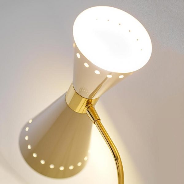 STILLNOVO-MEGAFONO-TAVOLO-ZOOM-STILLUCE-STORE-BERGAMO